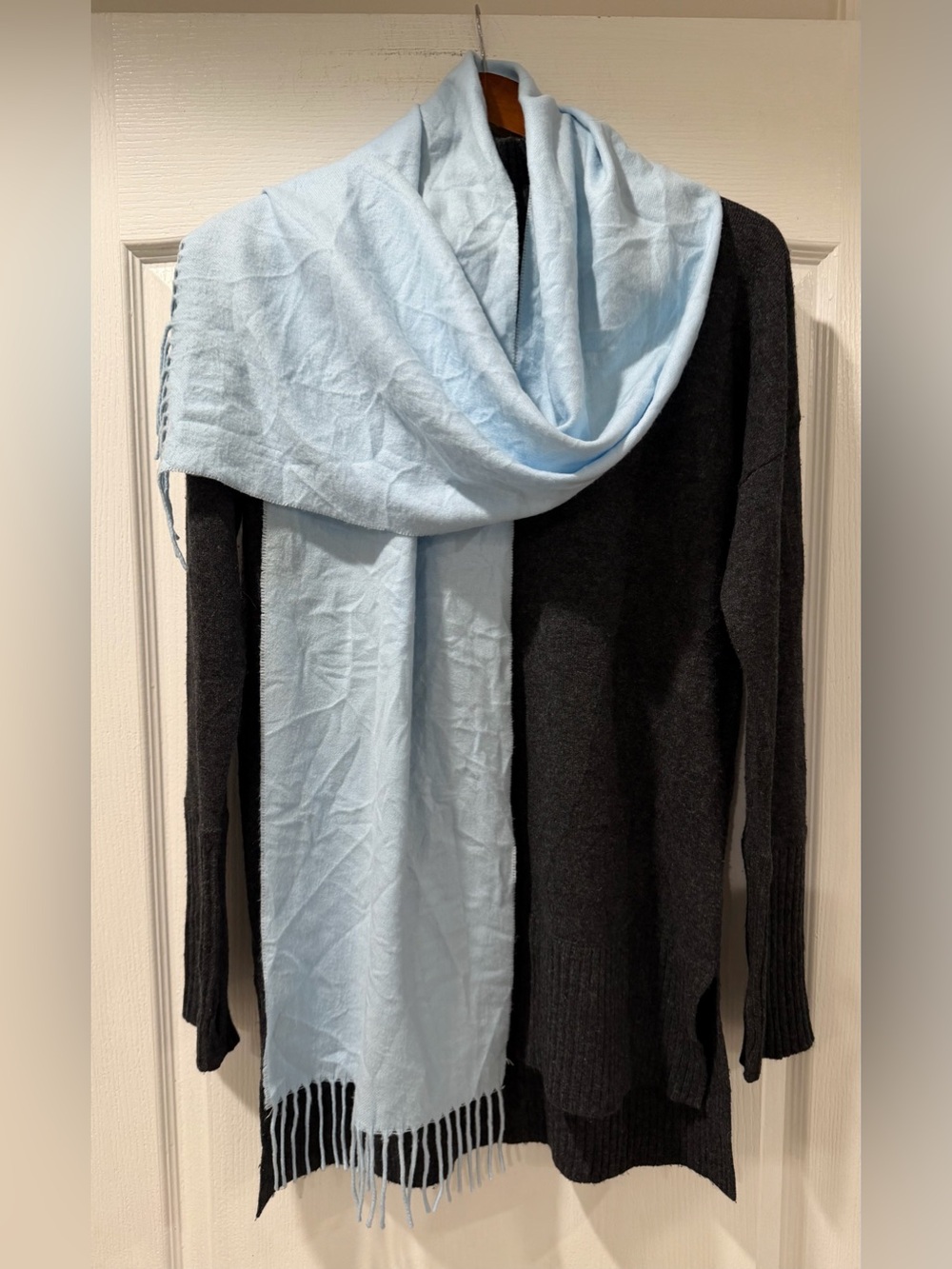 Cashmink V. FRAAS Blue Fringed Scarf